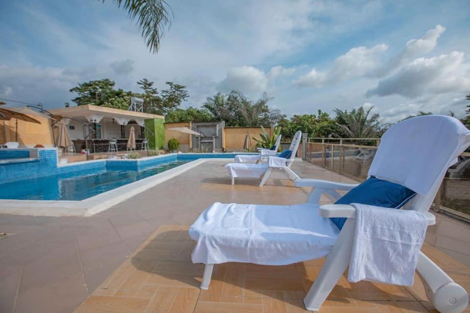 Mont Bleu Hotel Libreville Buitenkant foto